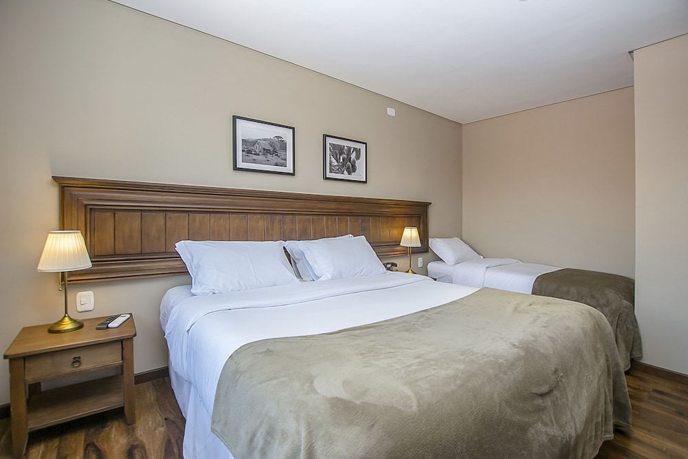 Superior Triple Room photo 2