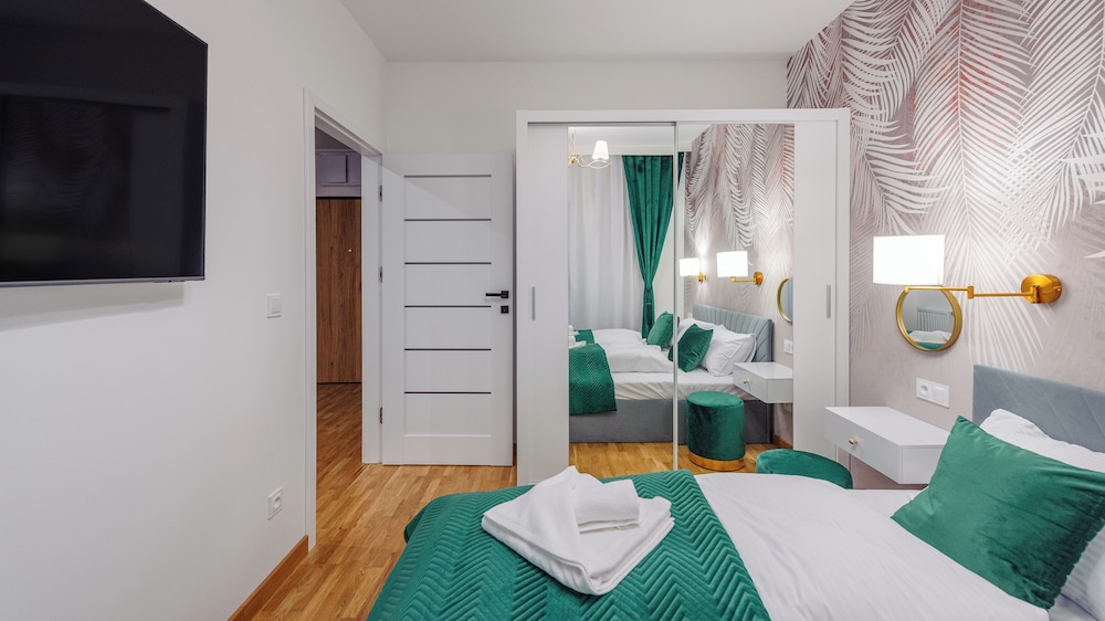 Family Apartment, 1 Bedroom, Balcony (5 os) photo 3