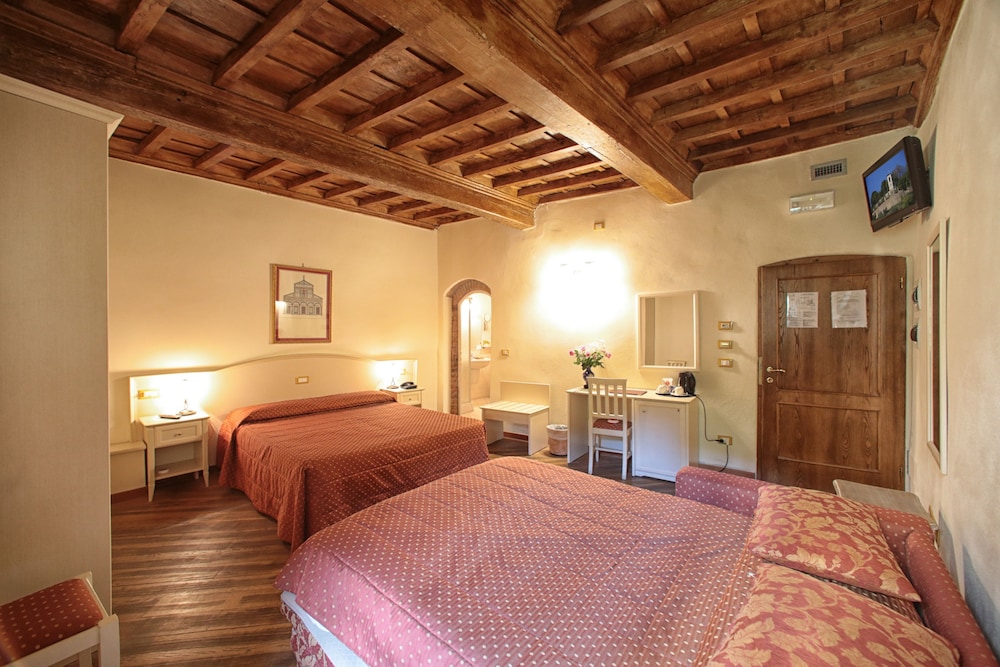 Quadruple Room photo 1