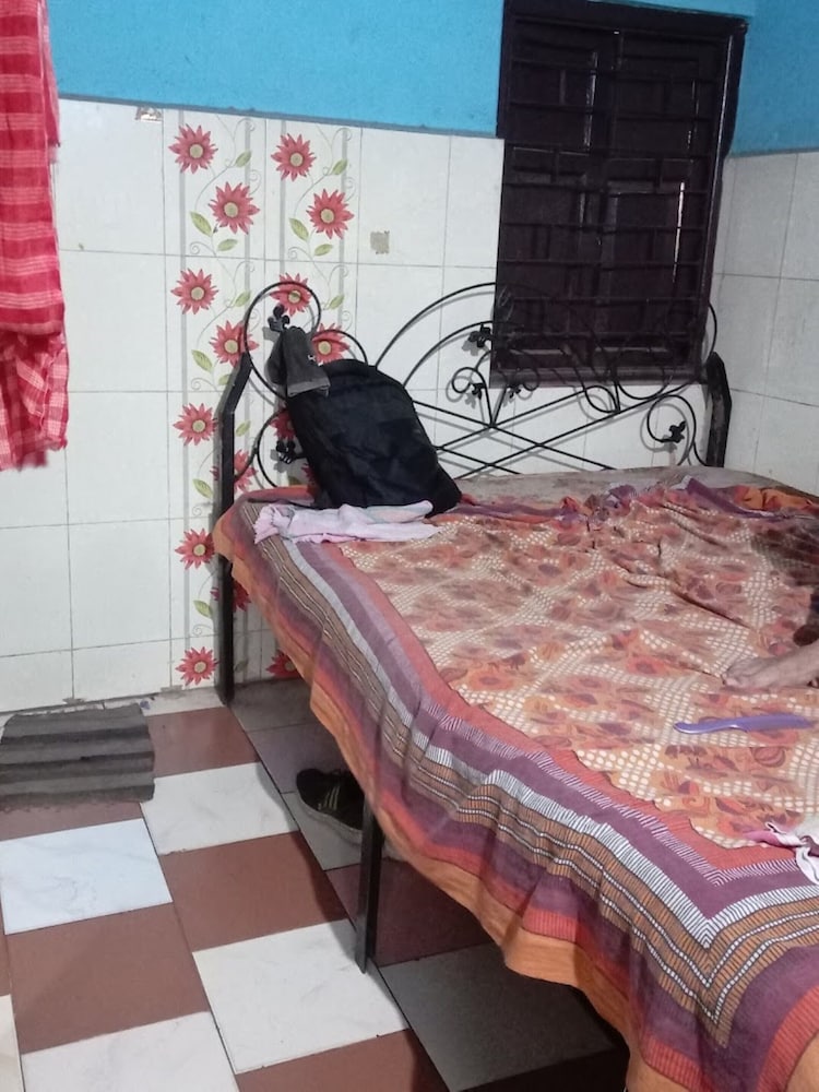 Standard Double Room - Photo 9