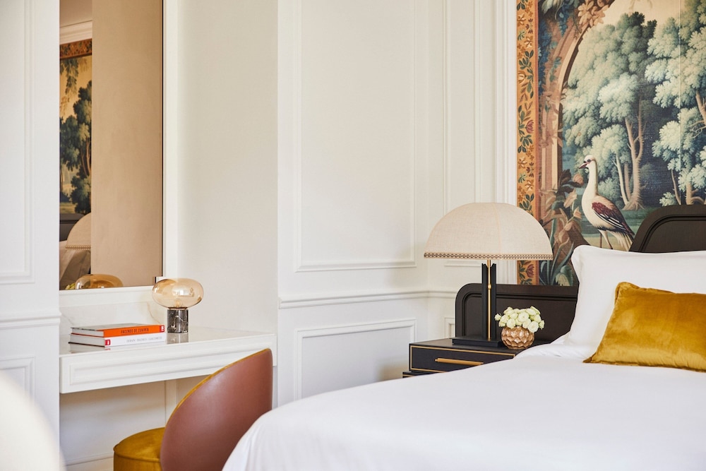 Suite, 1 King Bed