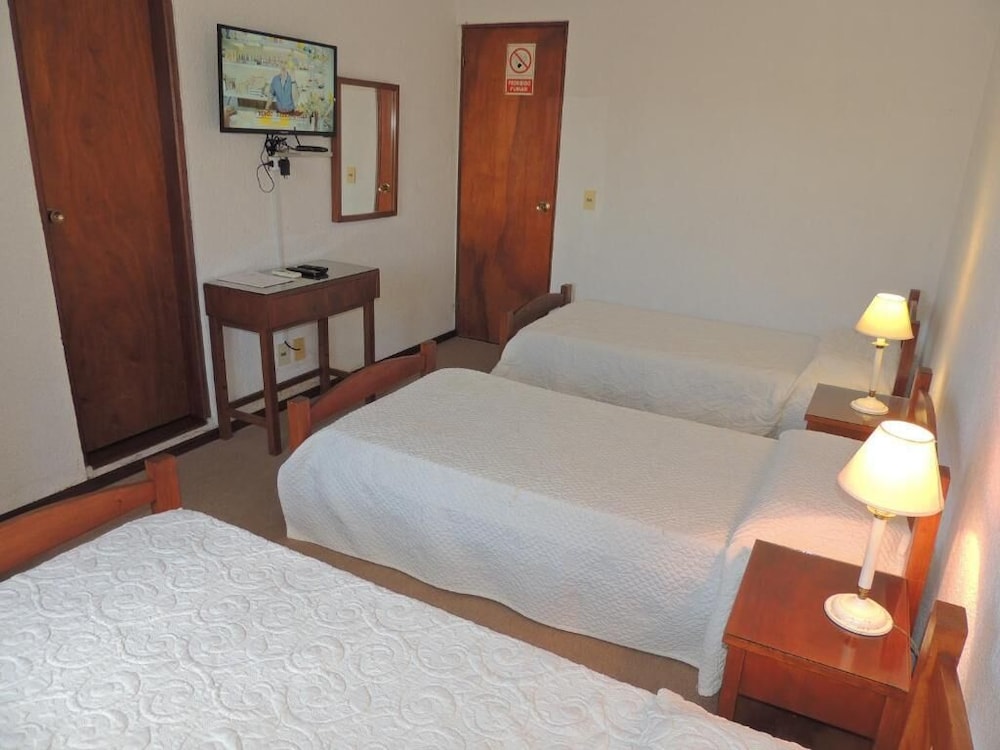 Standard Triple Room photo 3