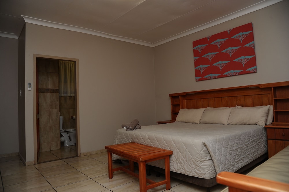 2 Sleeper Room (24)
