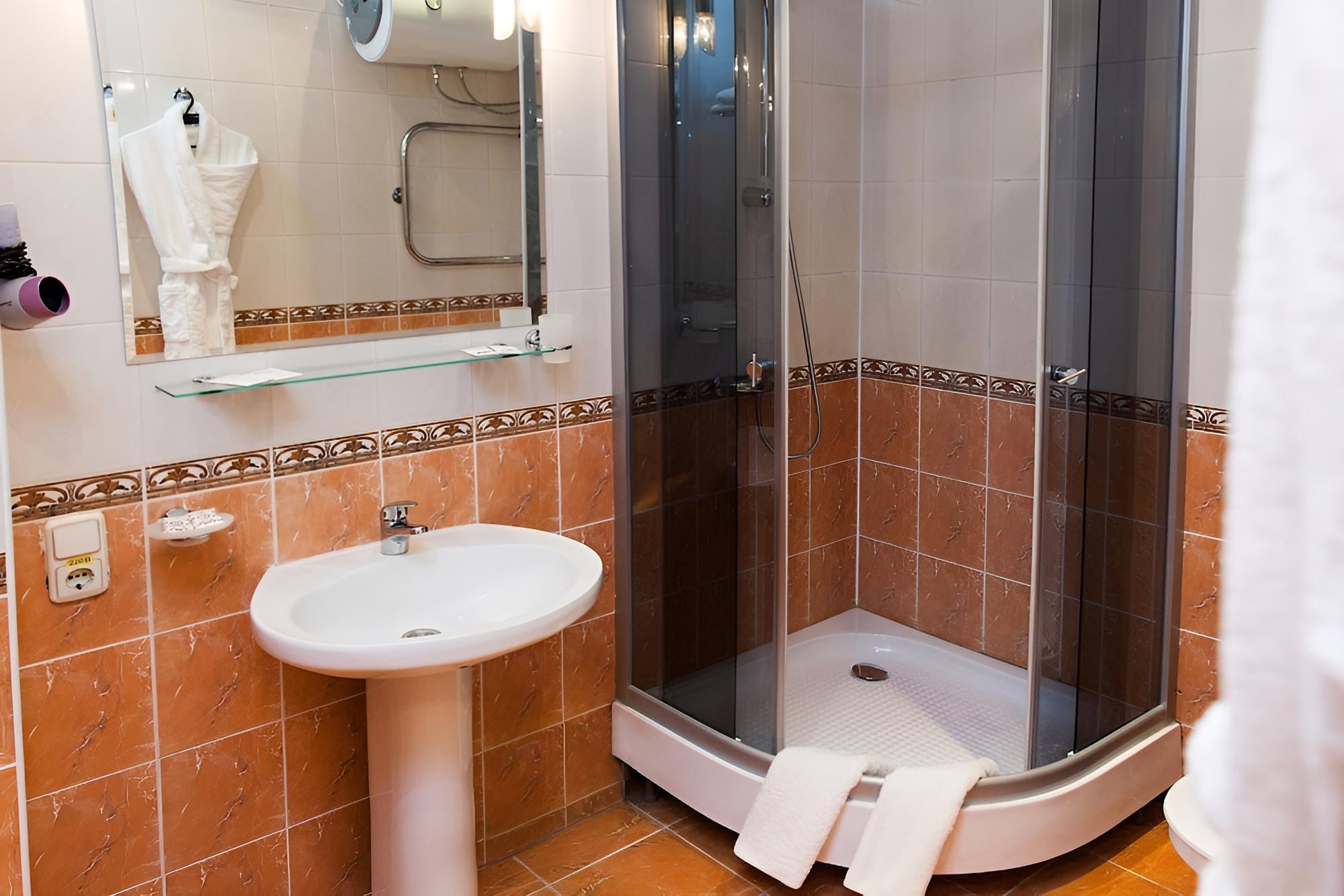 Standard Double or Twin Room photo 1