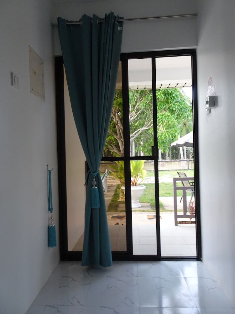 Deluxe Room - Photo 1