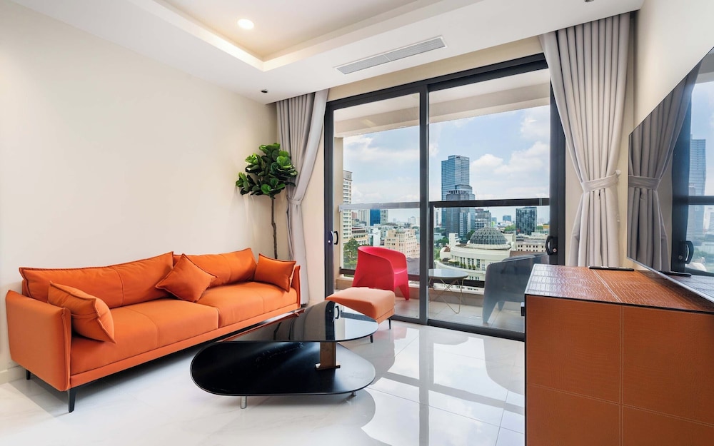Deluxe Apartment, 3 Bedrooms, Kitchen, City View