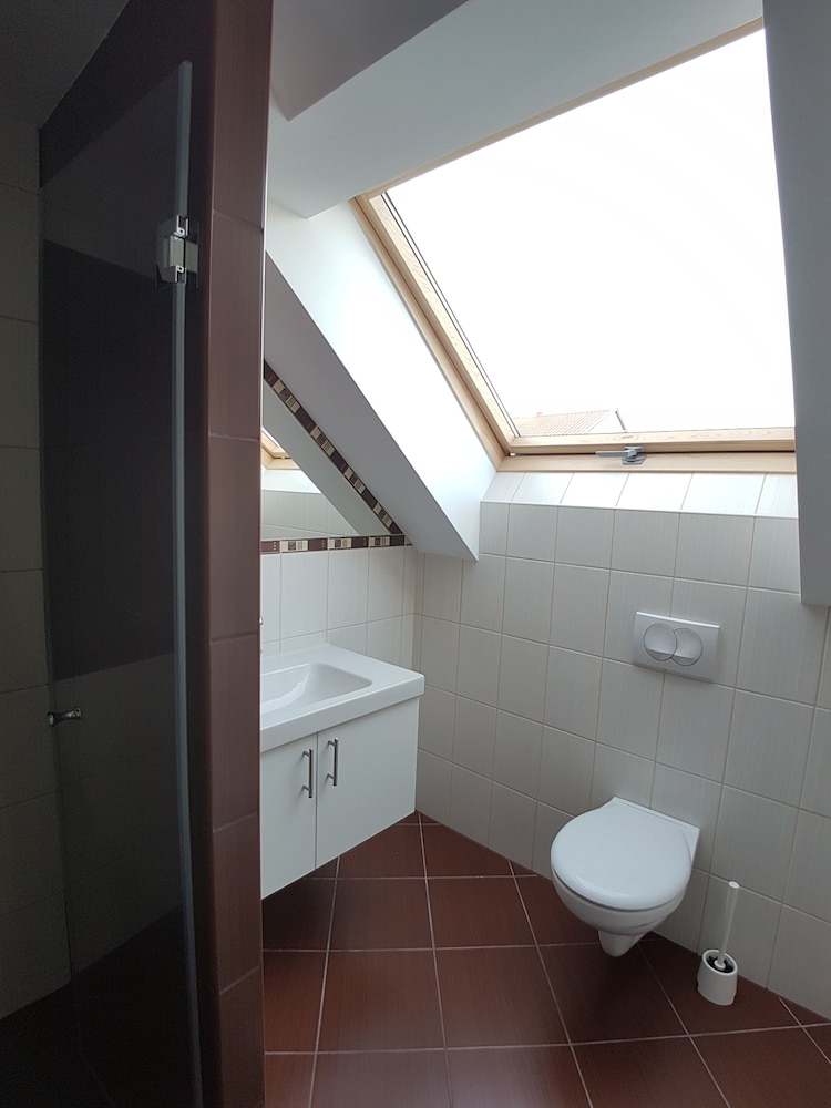 Superior Triple Room, Balcony photo 3