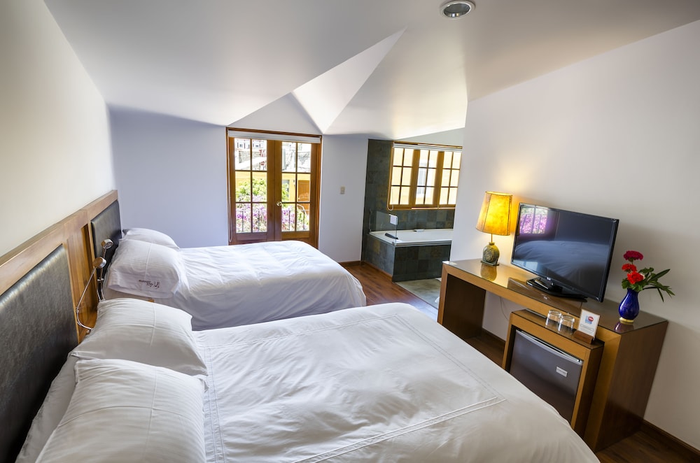 Deluxe Double Room, 1 Double Bed - Photo 6