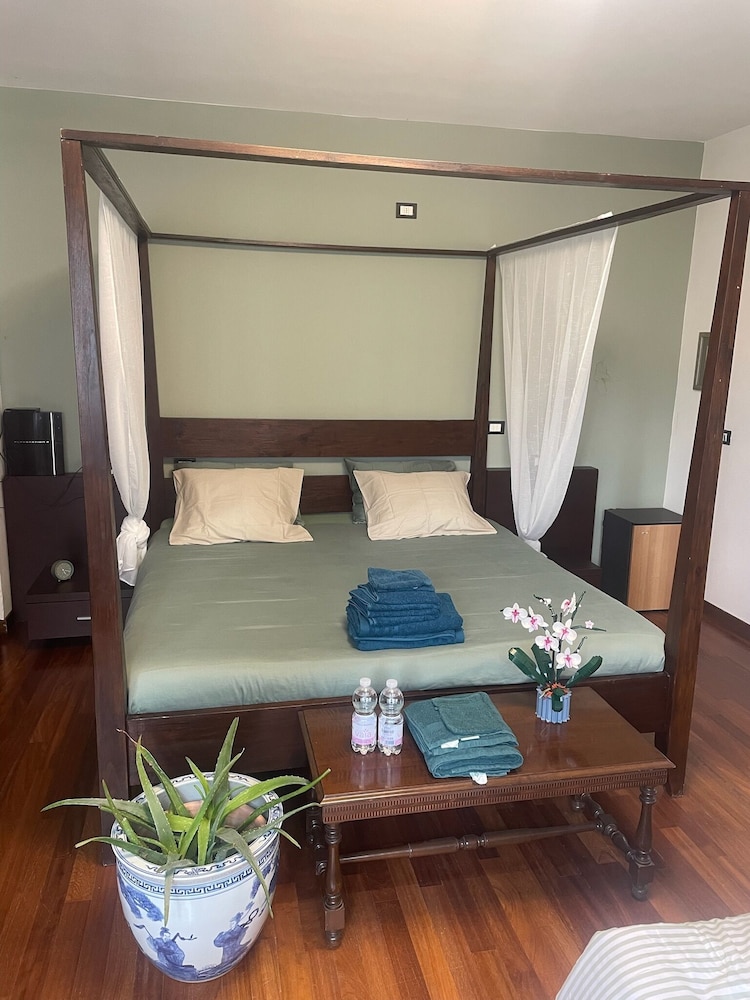 Deluxe Double Room, Patio, Garden View photo 1