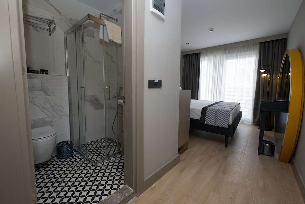 Partical Sea View Room photo 3