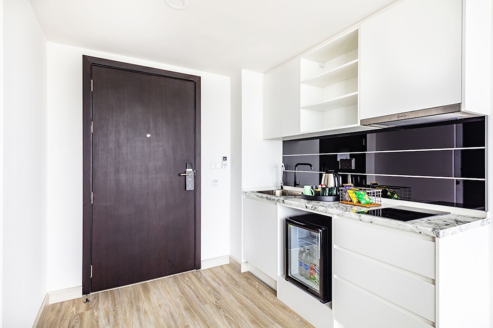 Duplex, 1 King Bed, Non Smoking, City View photo 2