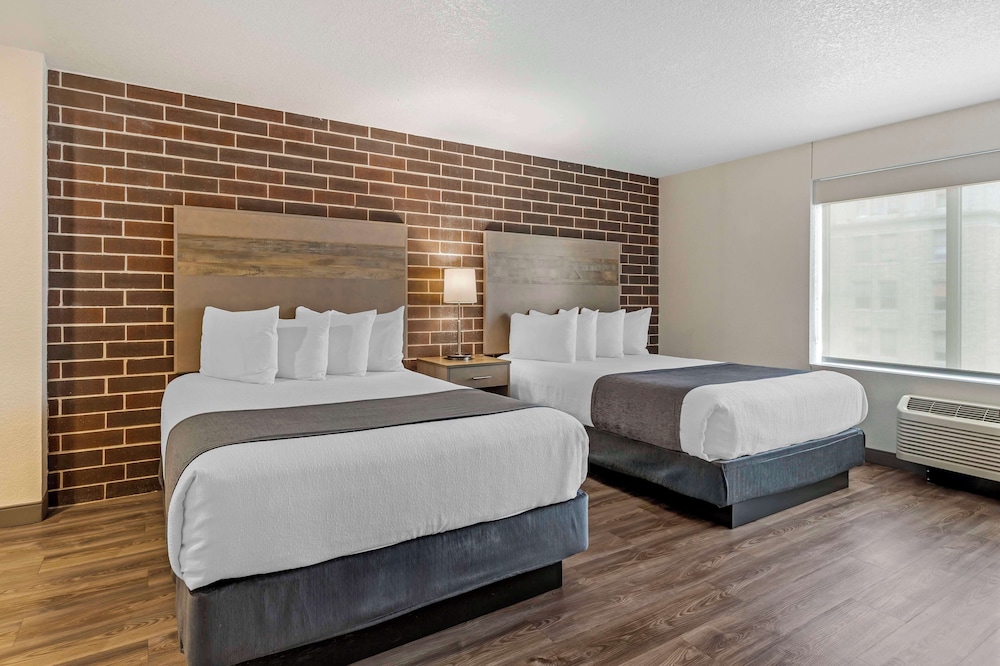 Suite, 2 Queen Beds, Non Smoking, Kitchenette