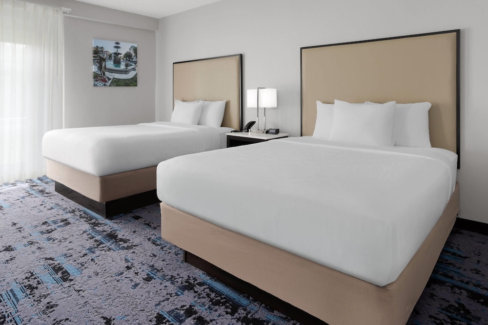 Suite, 2 Queen Beds, Non Smoking - Photo 12