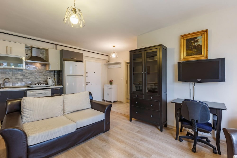 Apartment photo 1