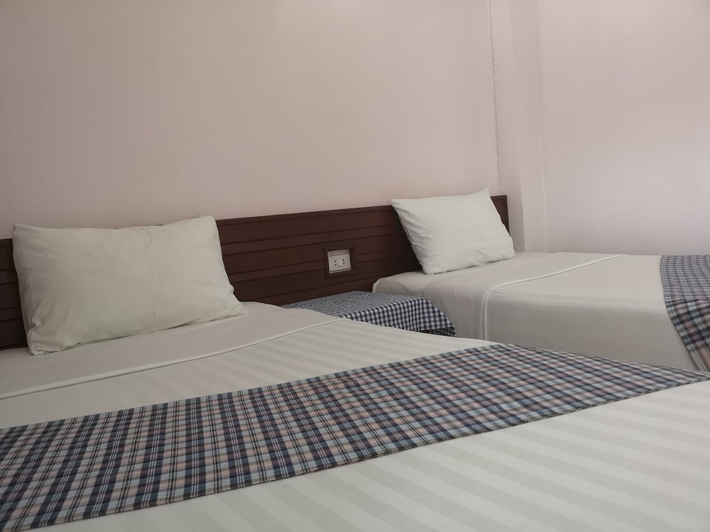 Classic Twin Room, 2 Twin Beds, Non Smoking photo 2