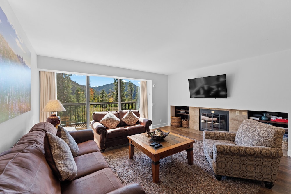 Apartment (2 Bedrooms)