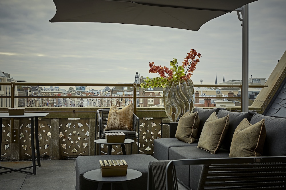 Grand Terrace Suite
