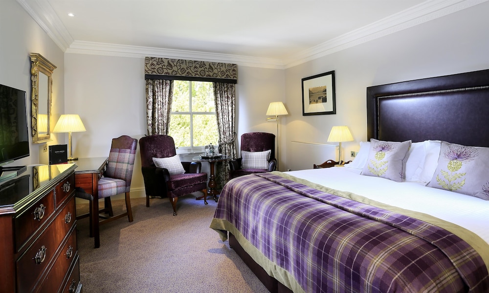 Standard Room, 1 King Bed (Standard King) - Photo 1