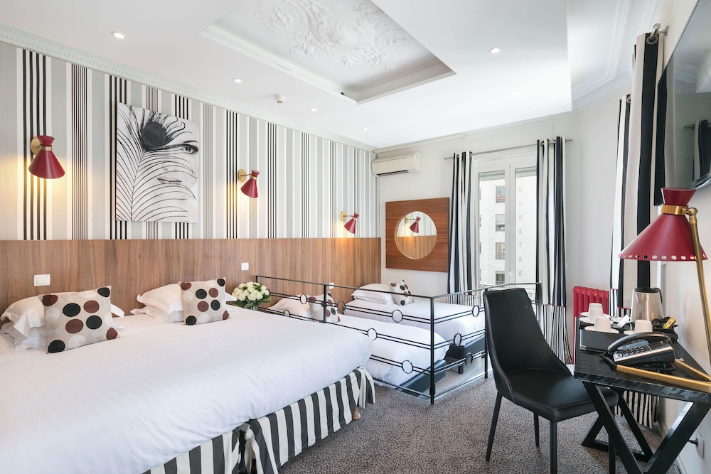 Exclusive Room, Multiple Beds, Non Smoking - Photo 14