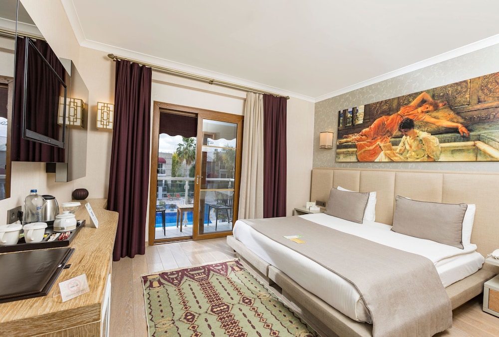 Superior Room - Photo 3