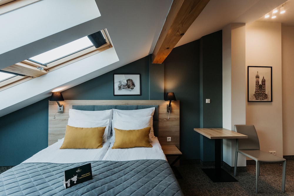 Standard Double Room, 1 Queen Bed photo 3