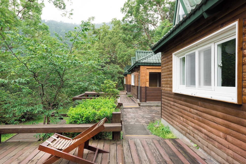 Family Room Cabin photo 3