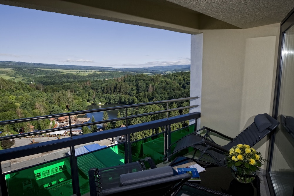 Deluxe Double or Twin Room, Balcony