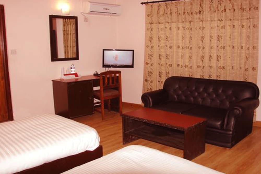 Deluxe Triple Room - Photo 3
