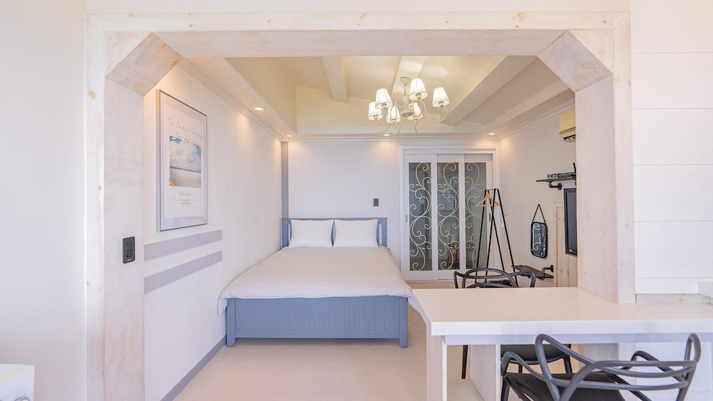 Basic Room, 1 Bedroom (Chocolat Pave (Ocean View)) photo 3