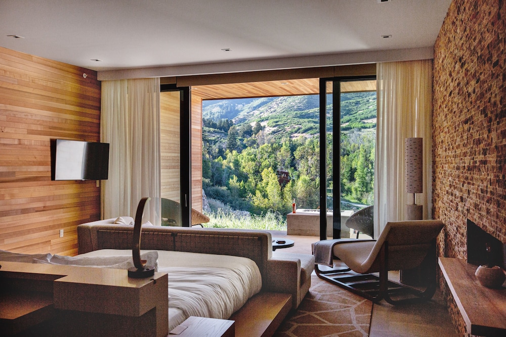 Suite (Earth Suite) - Photo 2