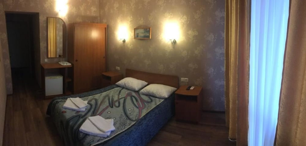 Standard Double Room, Balcony photo 2