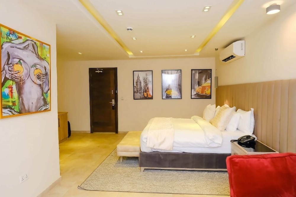 Family Single Room
