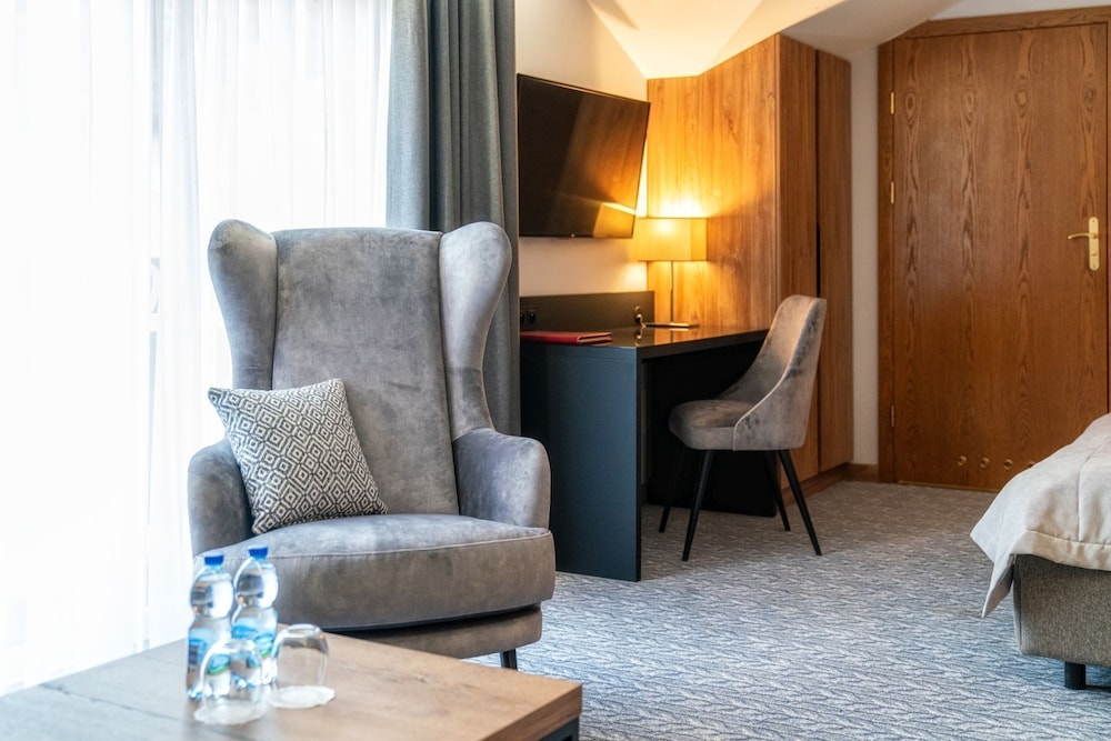 Deluxe Double Room (B)