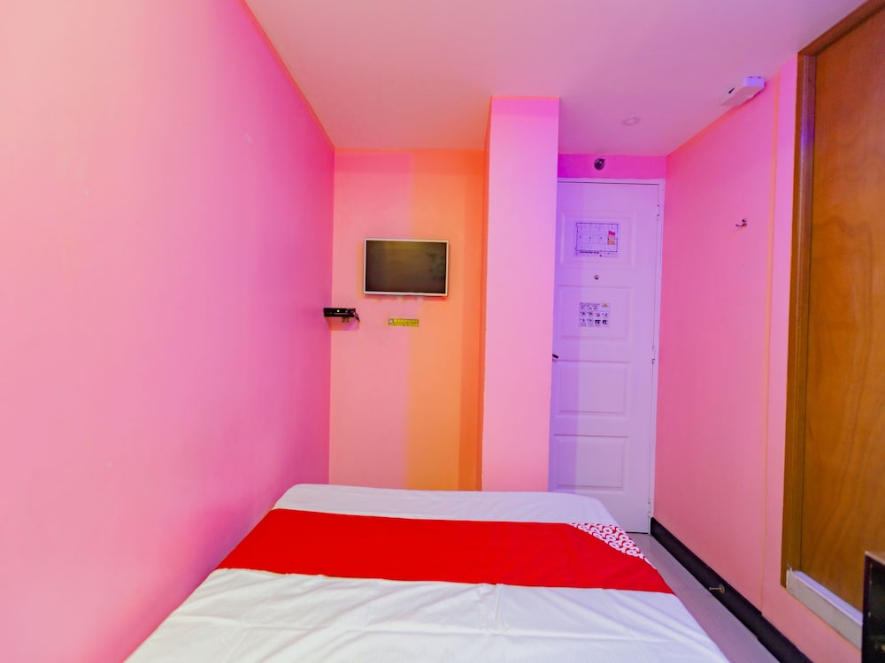 Economy Double Room photo 3