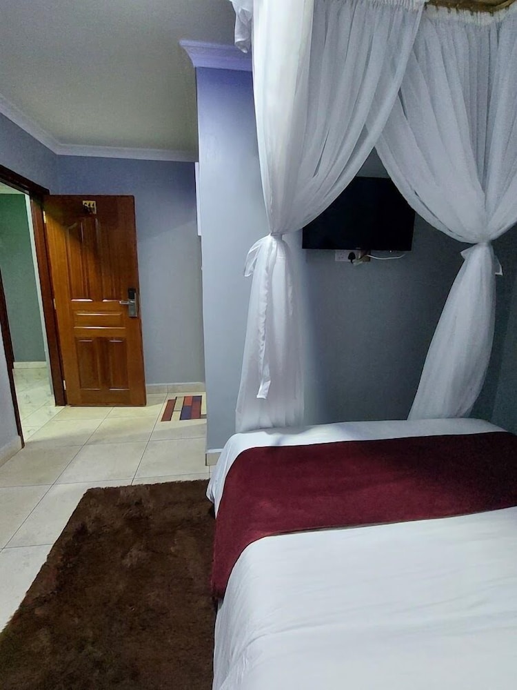 Deluxe Double Room, Garden View