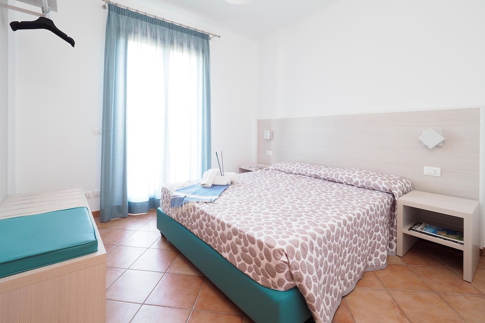 House, 2 Bedrooms