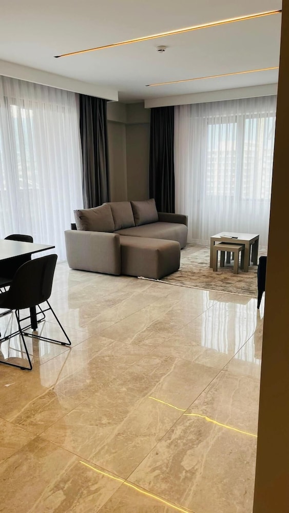 Deluxe Apartment, 2 Bedrooms, Kitchen, City View