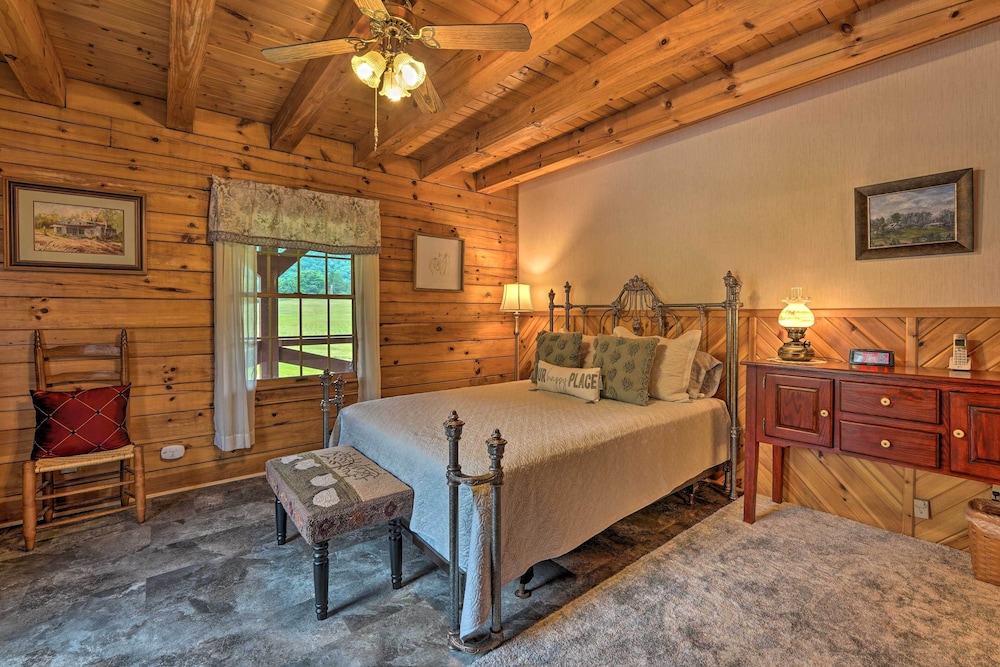 House (2 Bedrooms) photo 2