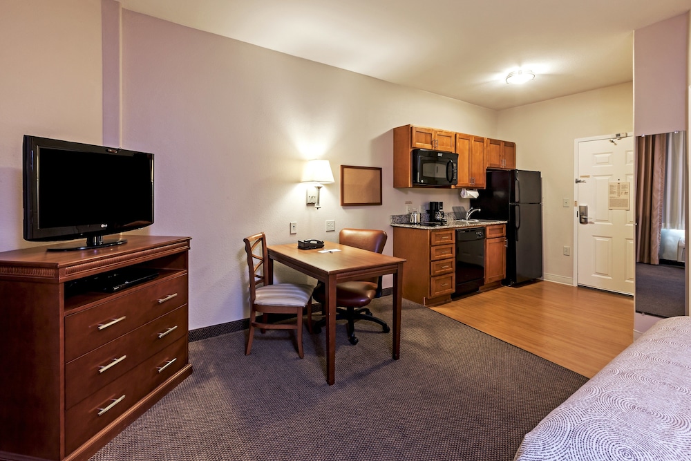 Suite, 1 Bedroom photo 2