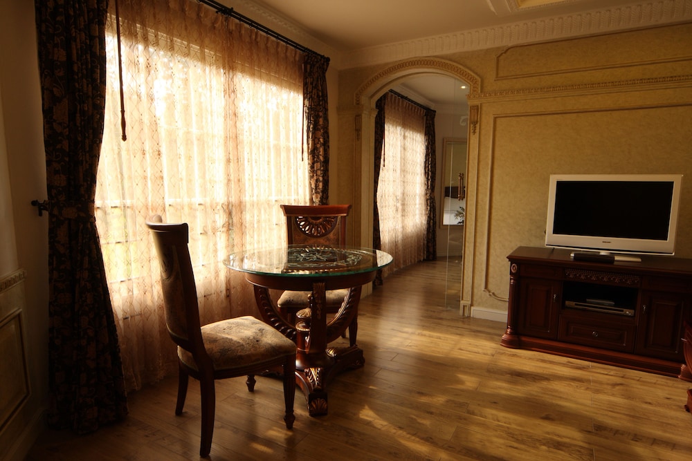 Junior Suite - Photo 2