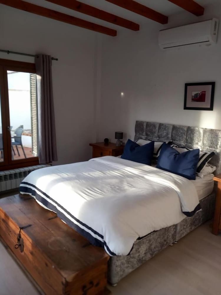Villa, 3 habitaciones, fumadores, piscina privada