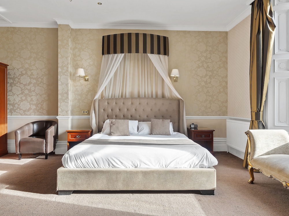 Suite, 1 King Bed photo 1
