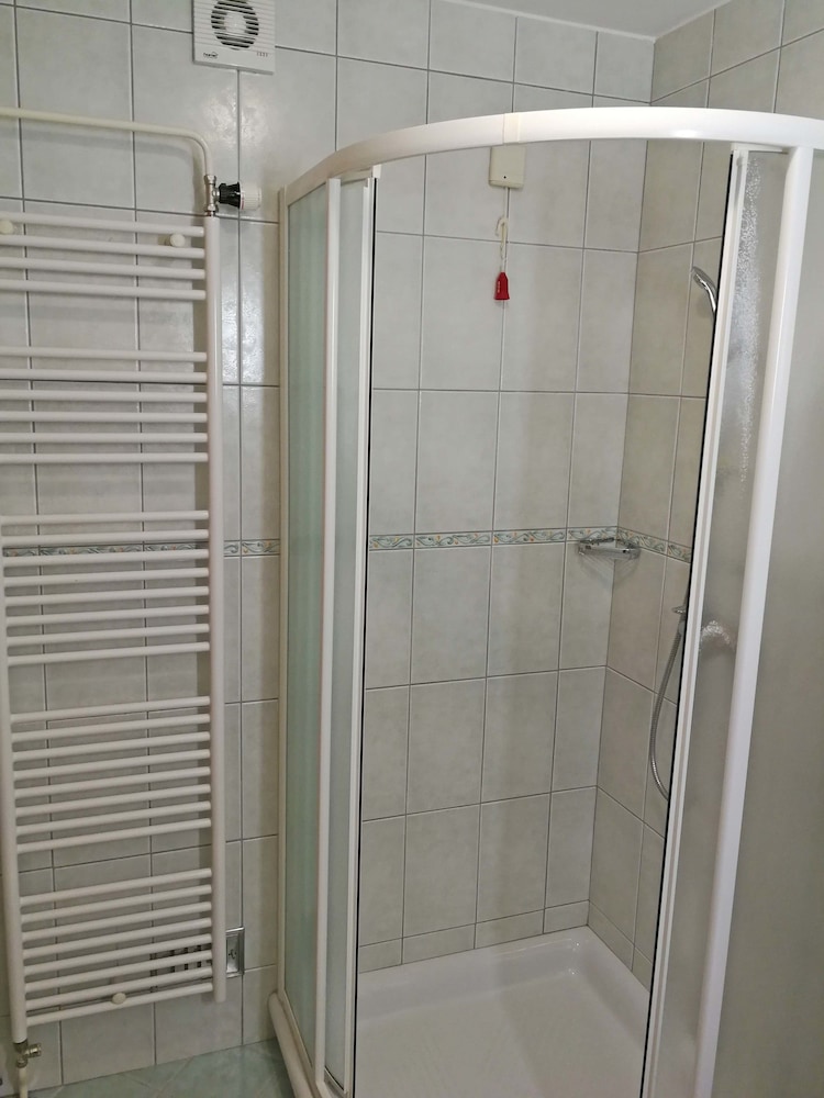 Standard Room (plus 1/3) photo 3