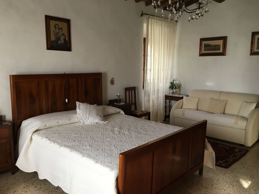 Classic Double Room, 1 Queen Bed with Sofa bed