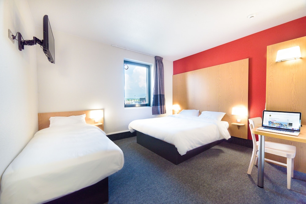 Triple Room - Photo 1