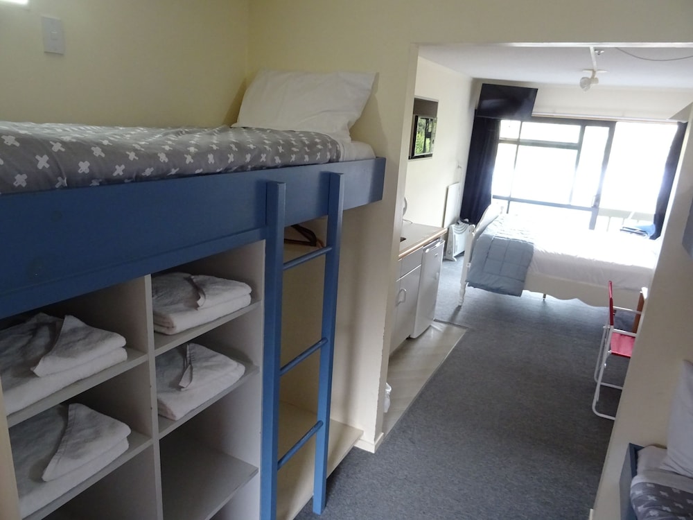 Standard Studio, Ensuite, Ground Floor photo 3