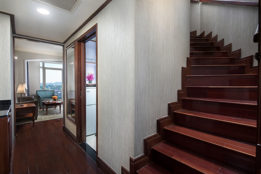 Suite, Multiple Beds (Duplex Suite) - Photo 3