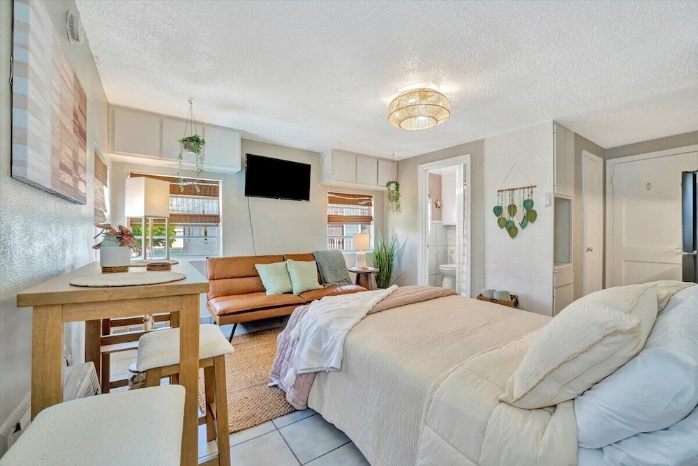 Deluxe Studio Suite photo 1