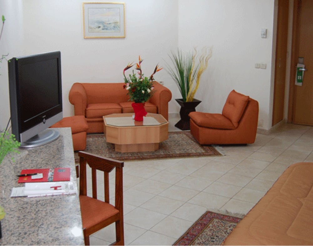 Standard Room - Photo 3