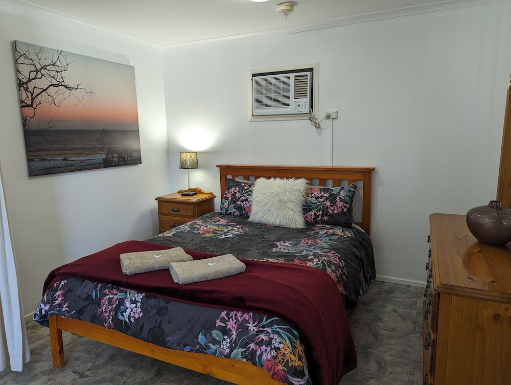 Studio Family Self-Contained Ensuite 101 photo 1